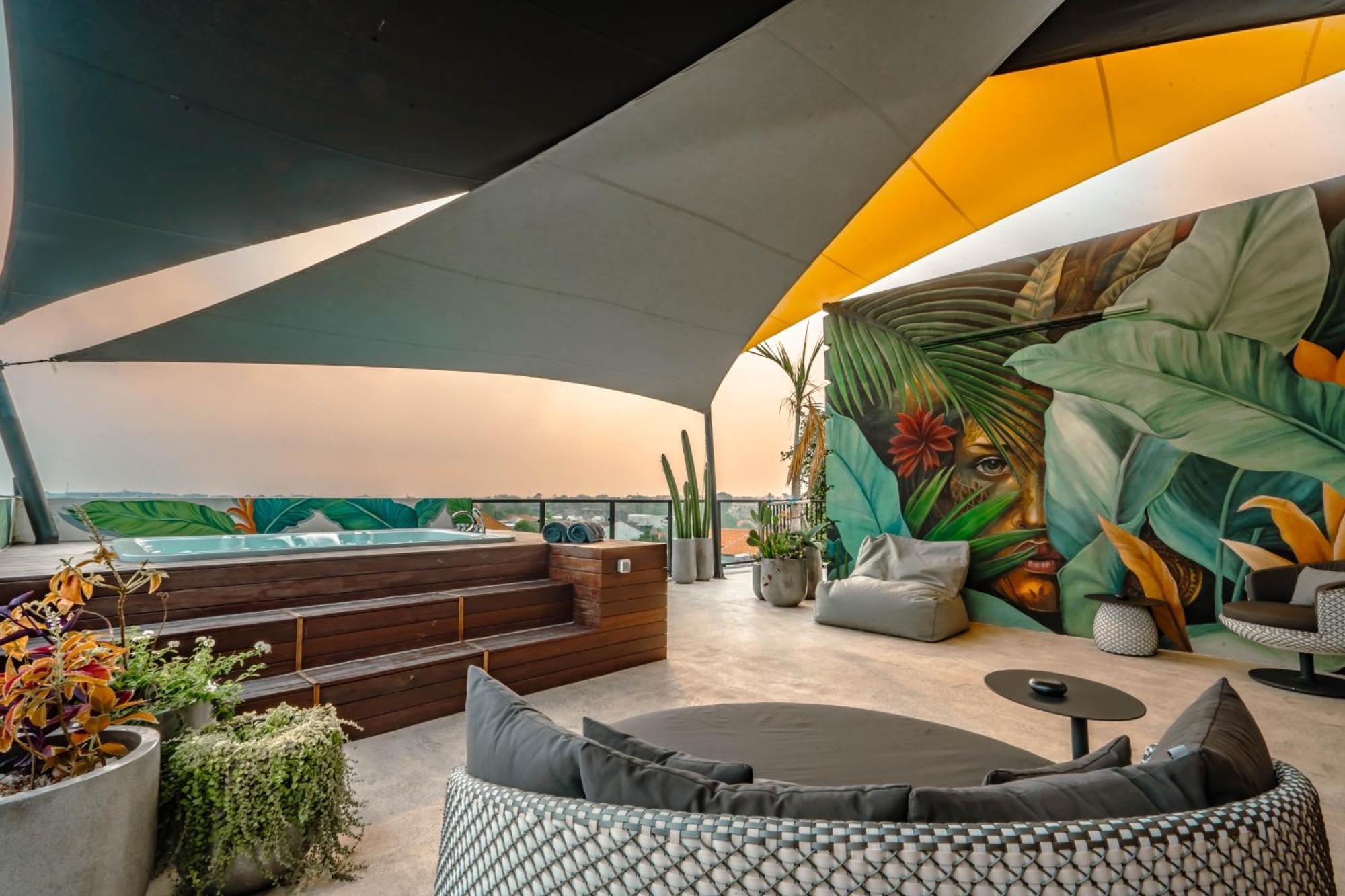 Onyx Beach Hotel Canggu  Exterior photo