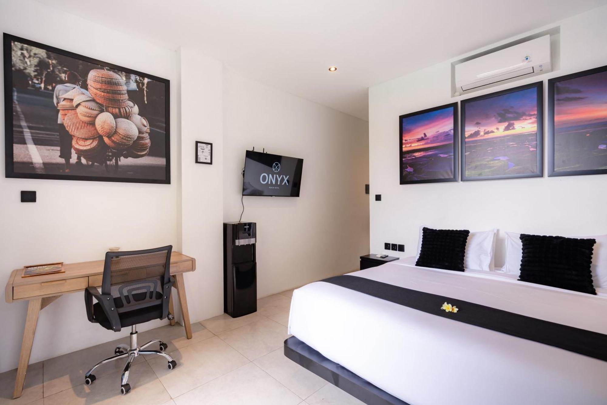 Onyx Beach Hotel Canggu  Exterior photo