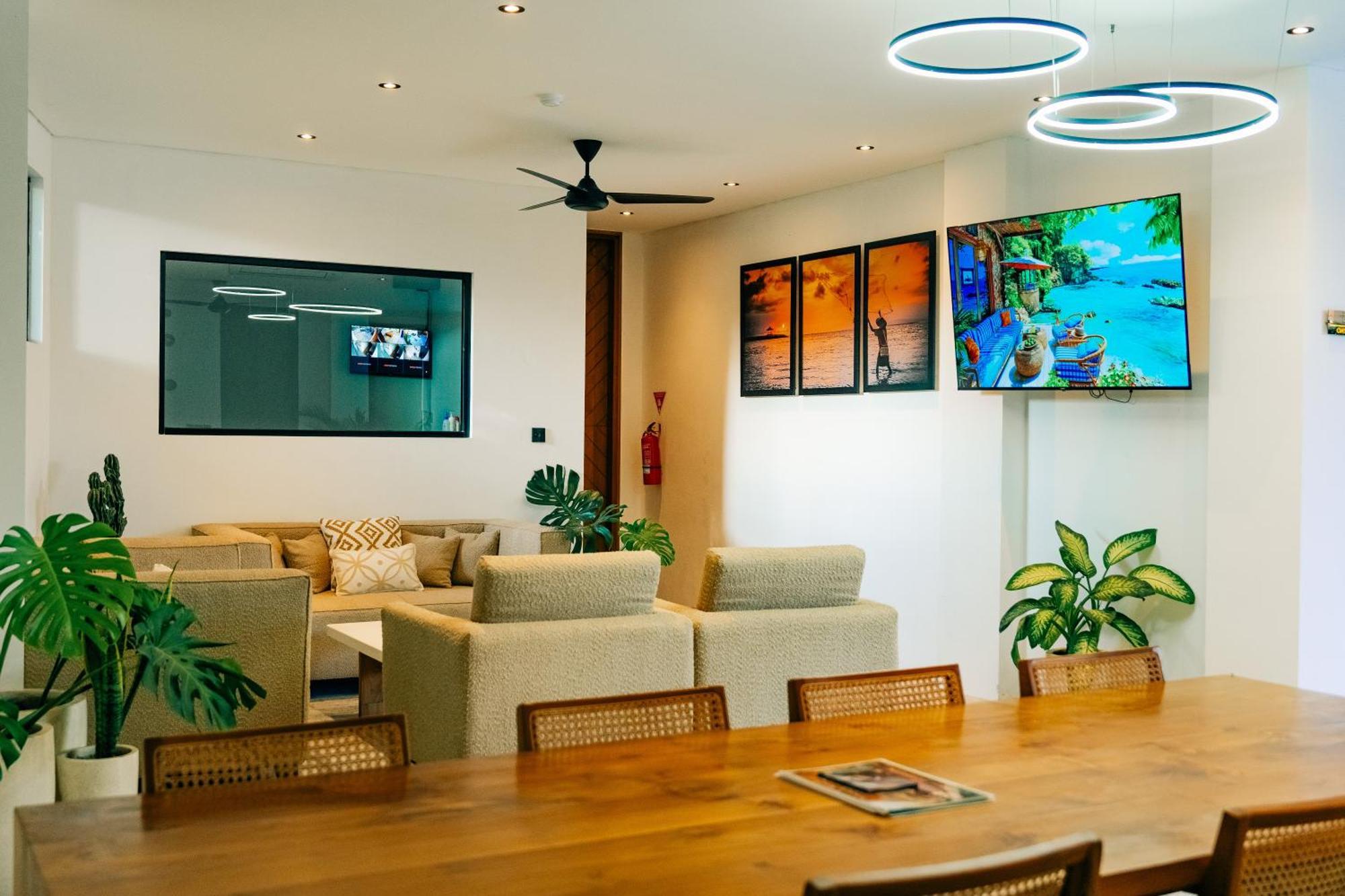 Onyx Beach Hotel Canggu  Exterior photo