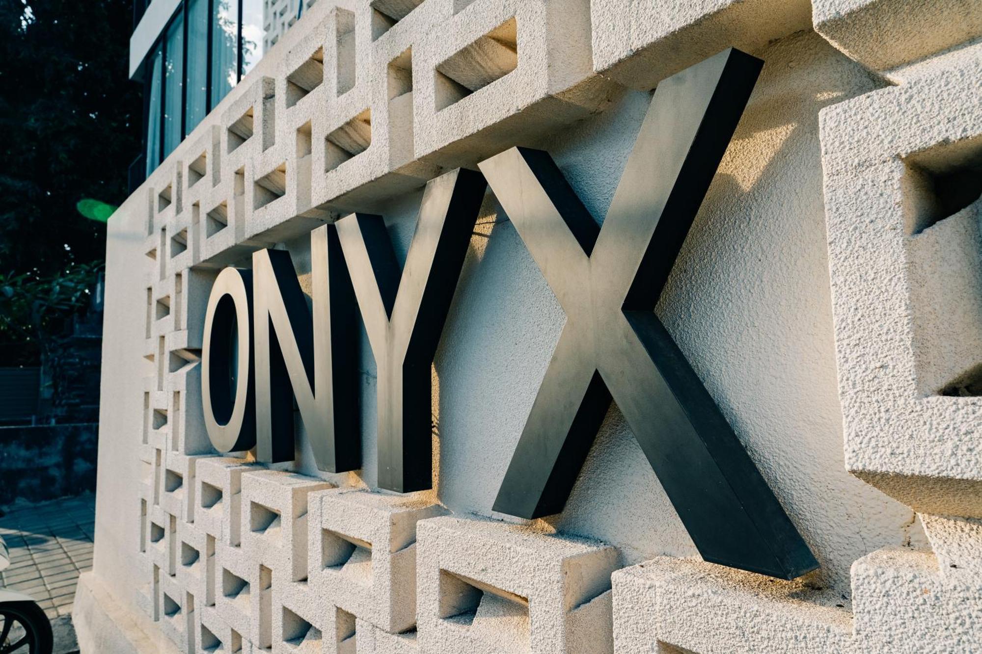 Onyx Beach Hotel Canggu  Exterior photo