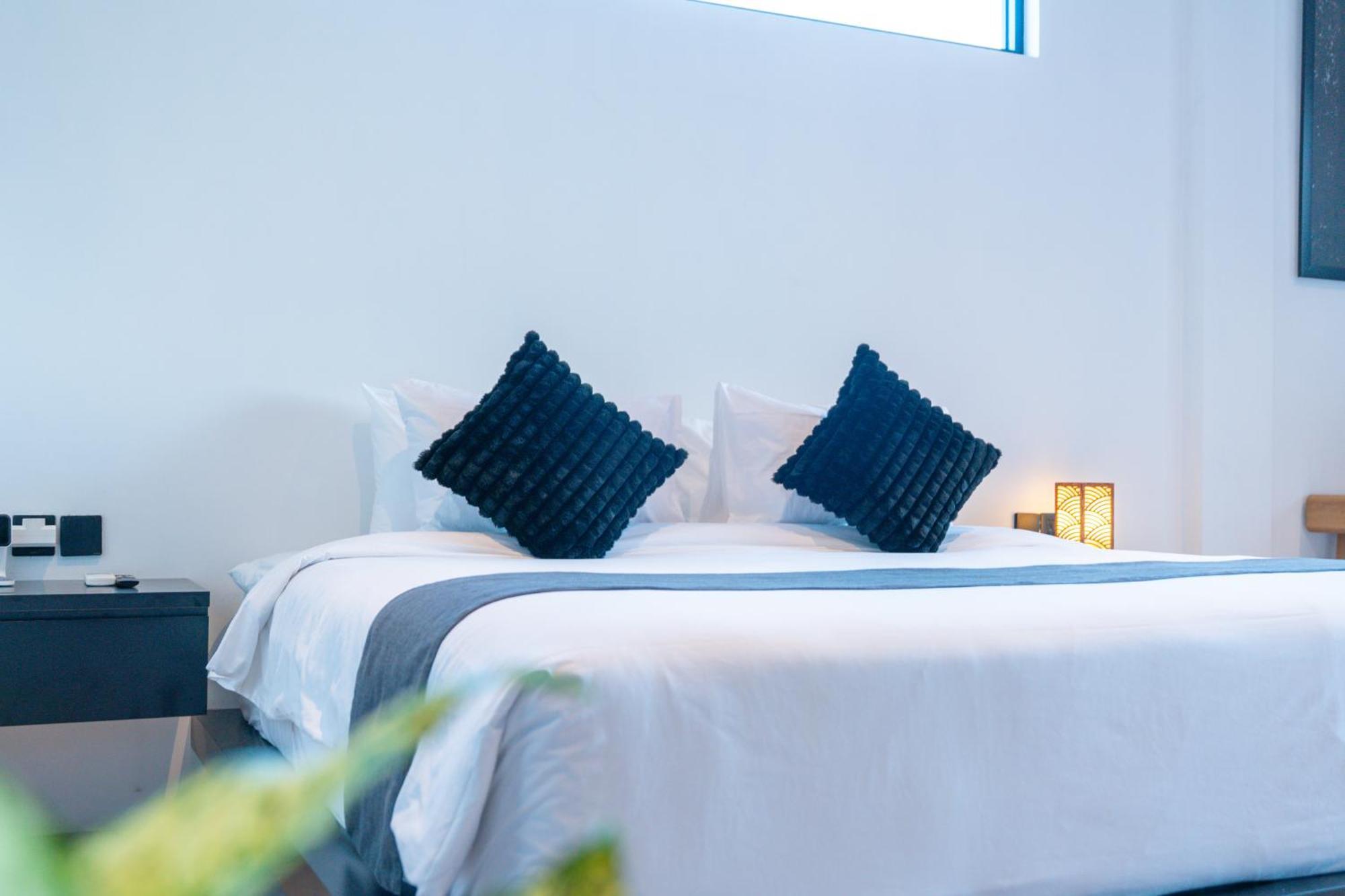 Onyx Beach Hotel Canggu  Exterior photo