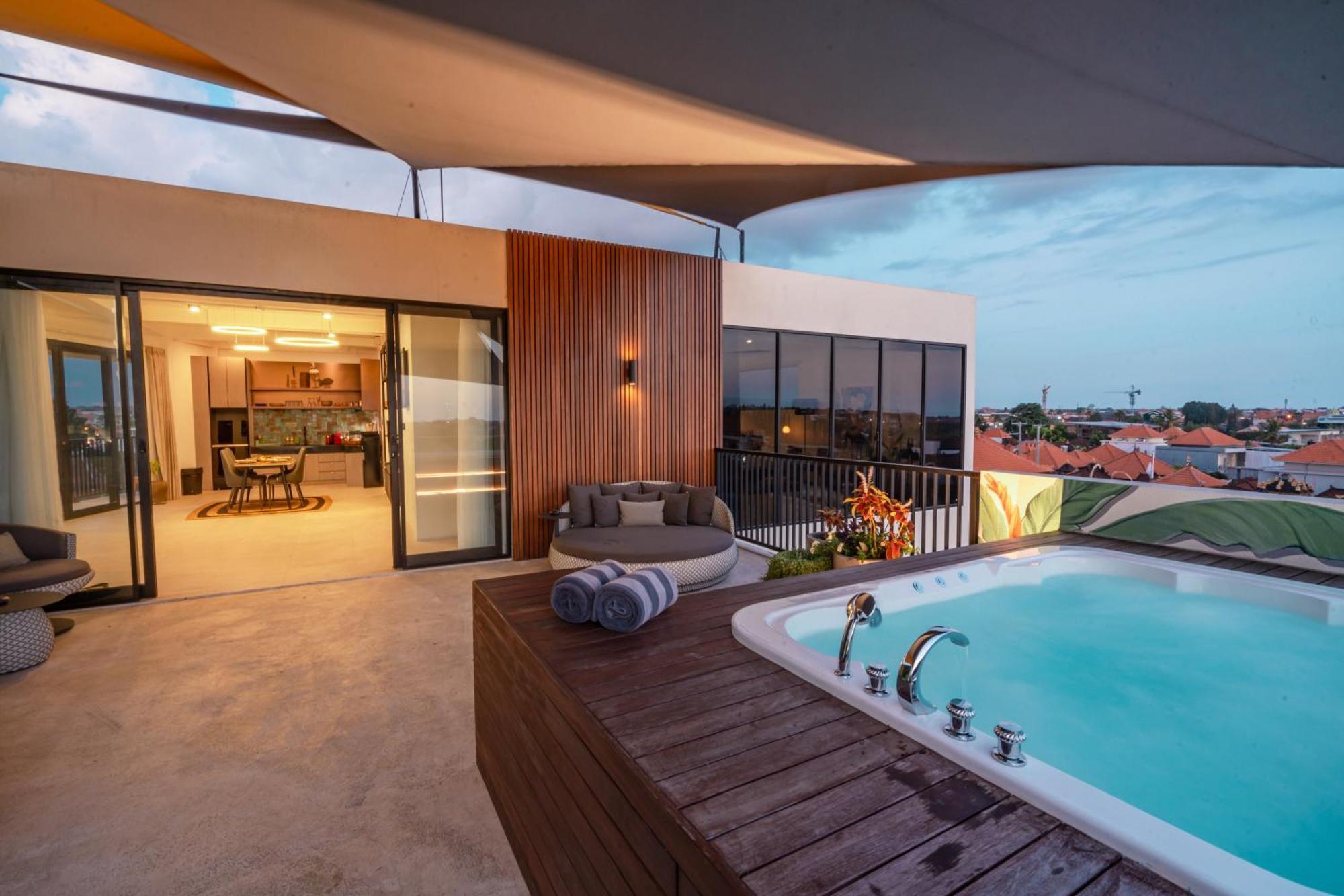 Onyx Beach Hotel Canggu  Exterior photo