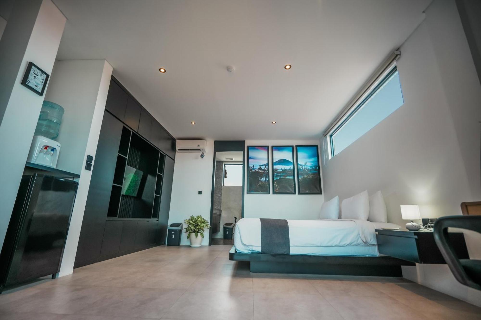 Onyx Beach Hotel Canggu  Room photo